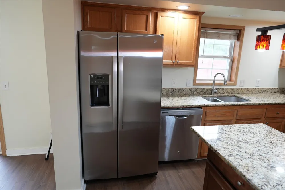 2018 John R Road Troy City, MI 48083