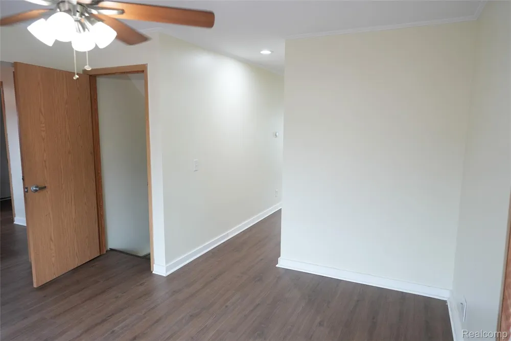 2018 John R Road Troy City, MI 48083