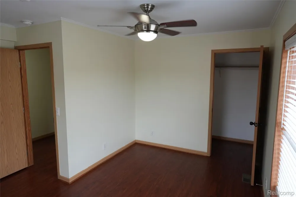 2018 John R Road Troy City, MI 48083