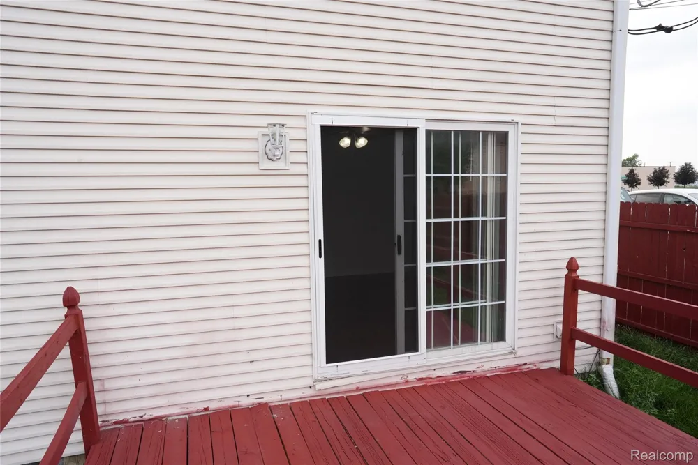 2018 John R Road Troy City, MI 48083