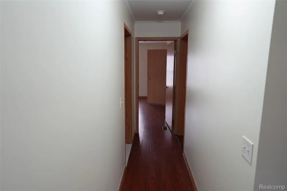 2018 John R Road Troy City, MI 48083