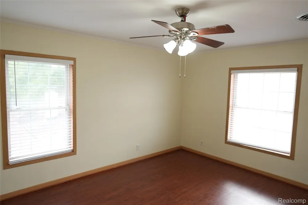 2018 John R Road Troy City, MI 48083