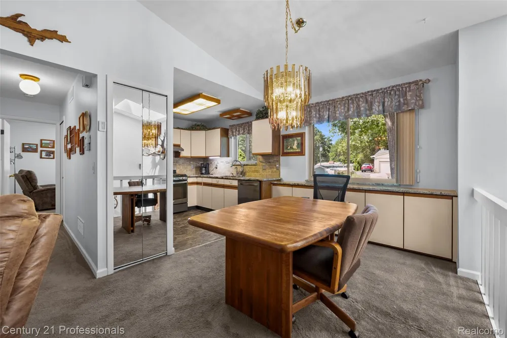 5135 Virgie Lane West Bloomfield Charter Township, MI 48324