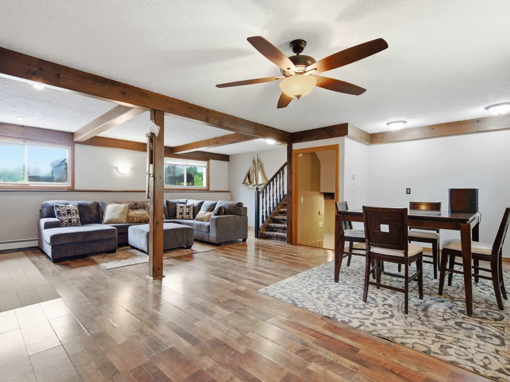61111 Ray Center Road Ray Township, MI 48096