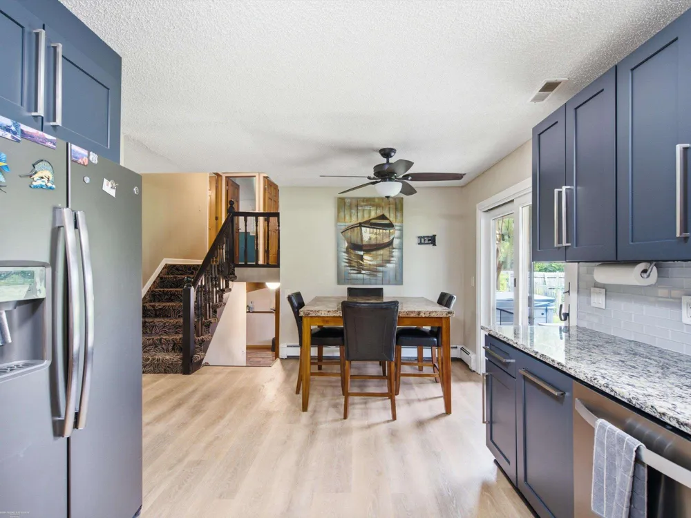 61111 Ray Center Road Ray Township, MI 48096