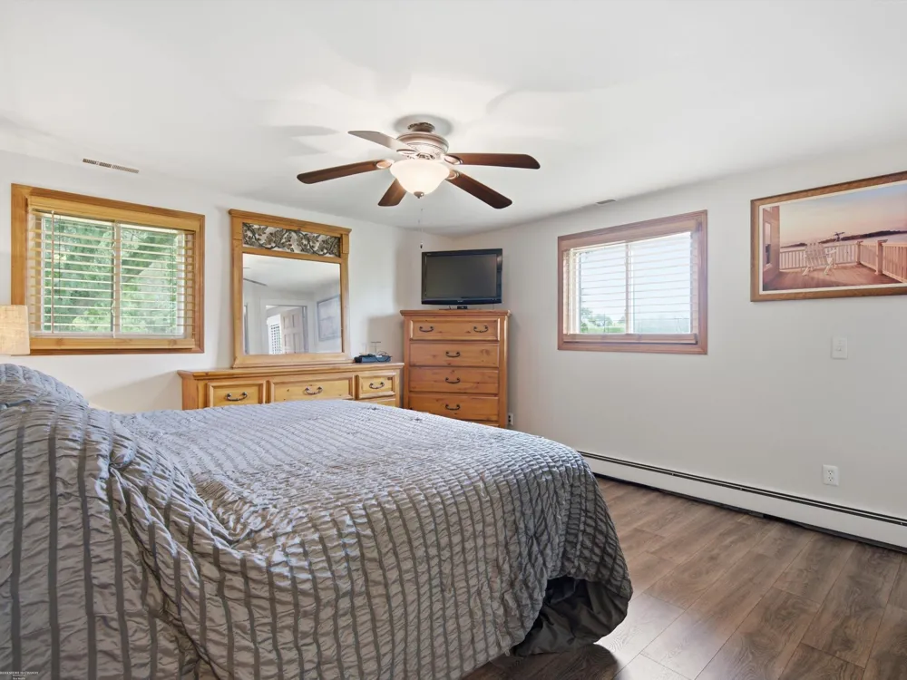 61111 Ray Center Road Ray Township, MI 48096