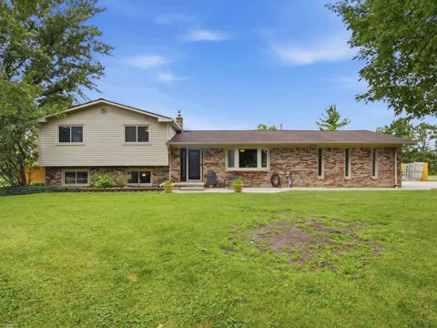 61111 Ray Center Road