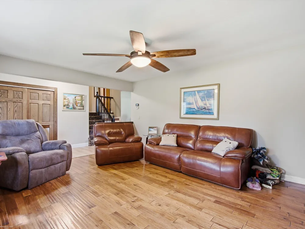 61111 Ray Center Road Ray Township, MI 48096