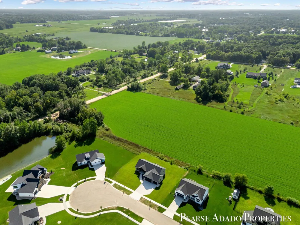 12479 Nora Court Allendale Charter Township, MI 49401