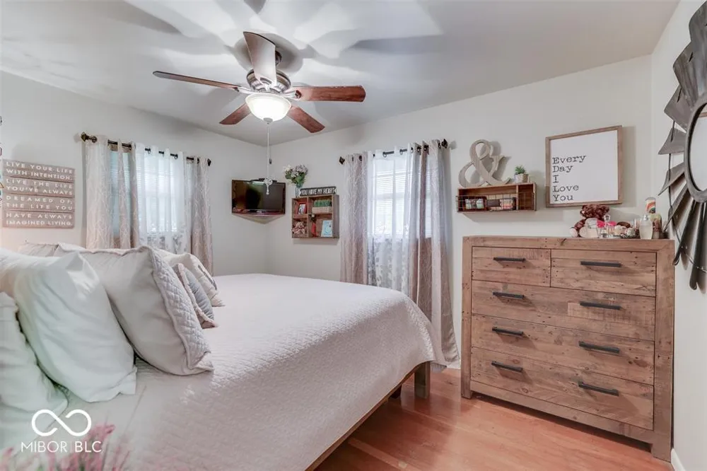 650 Lindenwood Drive Greenwood, IN 46142