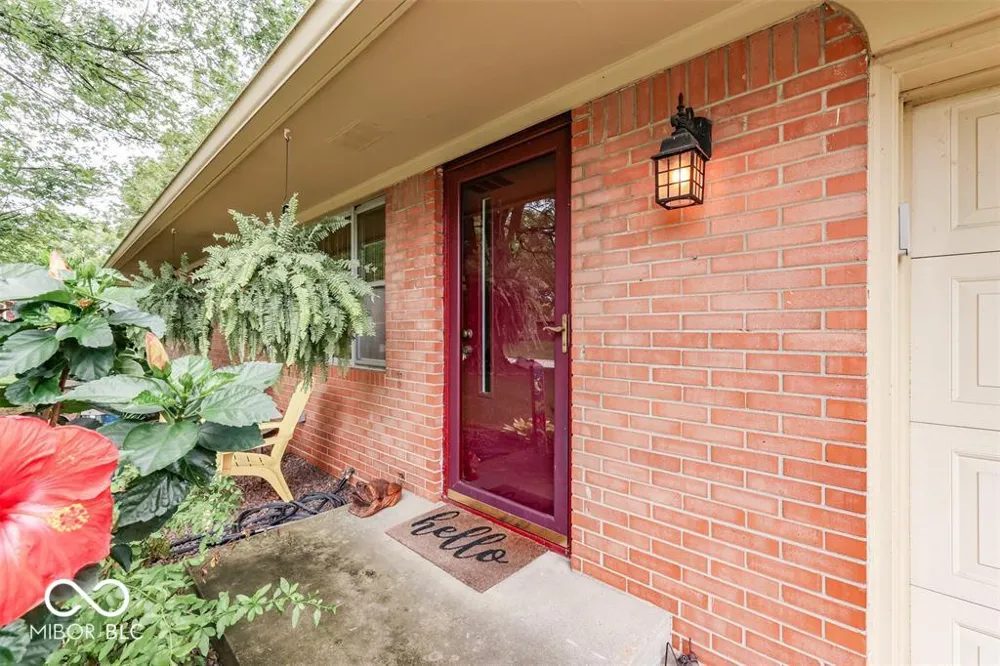 650 Lindenwood Drive Greenwood, IN 46142