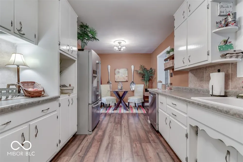 650 Lindenwood Drive Greenwood, IN 46142
