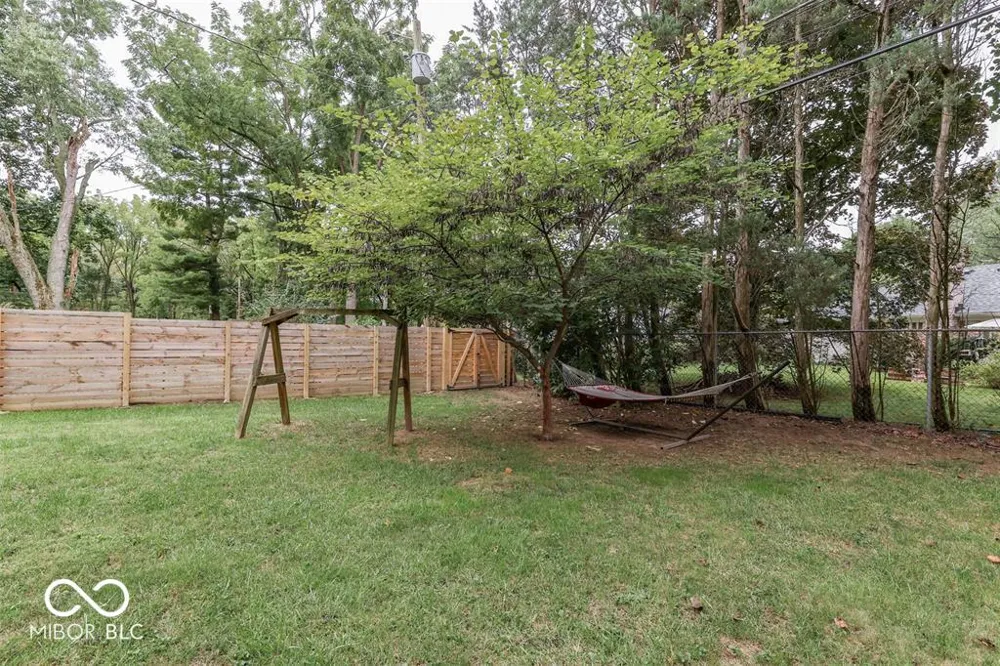 650 Lindenwood Drive Greenwood, IN 46142