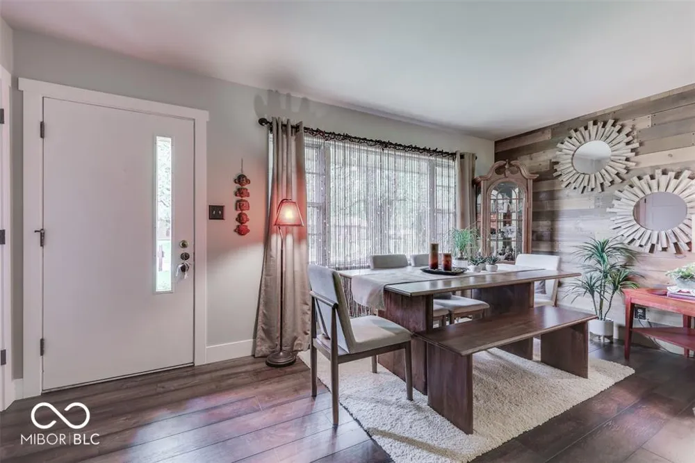 650 Lindenwood Drive Greenwood, IN 46142