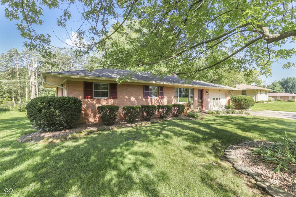650 Lindenwood Drive Greenwood, IN 46142