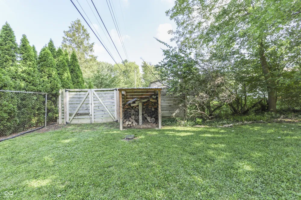 650 Lindenwood Drive Greenwood, IN 46142