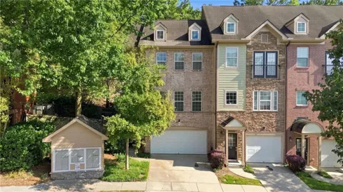 1431 Ashford Creek Circle NE
