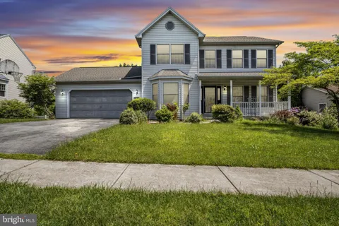1210 HIGHLANDER WAY