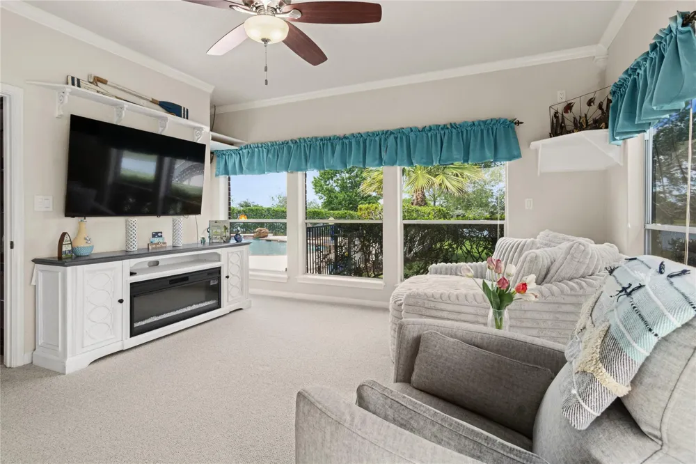 143 Lago Circle Drive Santa Fe, TX 77517