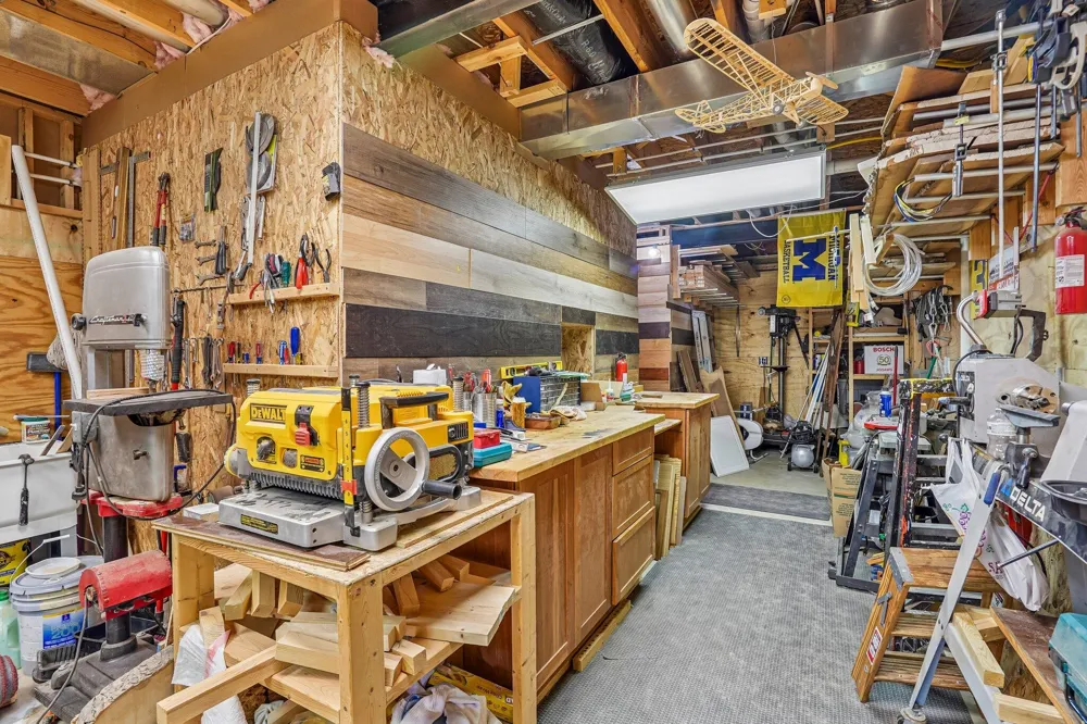 3884 Landin Trail Ann Arbor, MI 48108