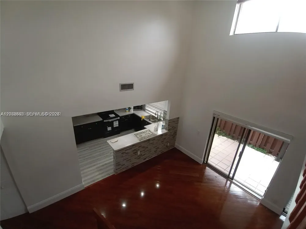 6533 NW 170th Ln Hialeah, FL 33015