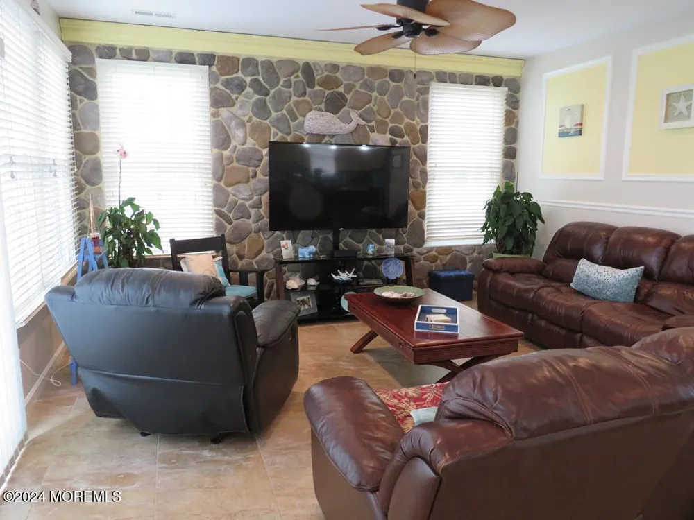 967 Beach Haven West Boulevard Manahawkin, NJ 08050