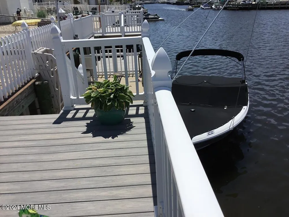 967 Beach Haven West Boulevard Manahawkin, NJ 08050