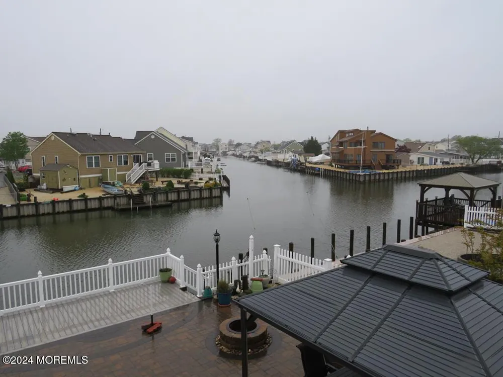967 Beach Haven West Boulevard Manahawkin, NJ 08050