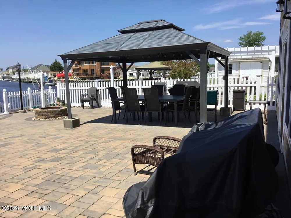 967 Beach Haven West Boulevard Manahawkin, NJ 08050