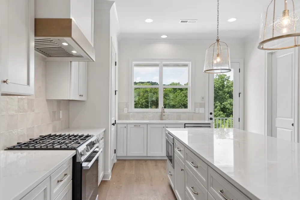 4011 Forestside Dr Franklin, TN 37064
