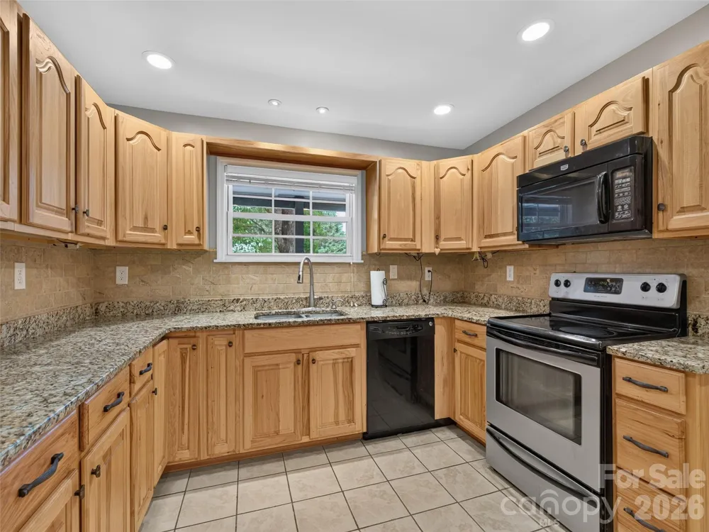 1900 Solomon Jones Road Cedar Mountain, NC 28718