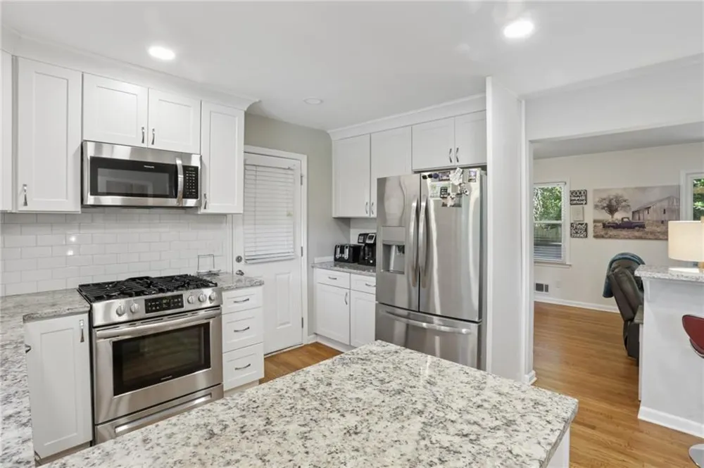 4357 Bishop Hollow Court Dunwoody, GA 30338