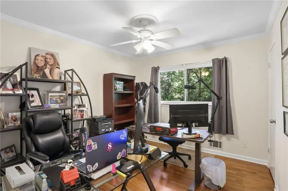 4357 Bishop Hollow Court Dunwoody, GA 30338