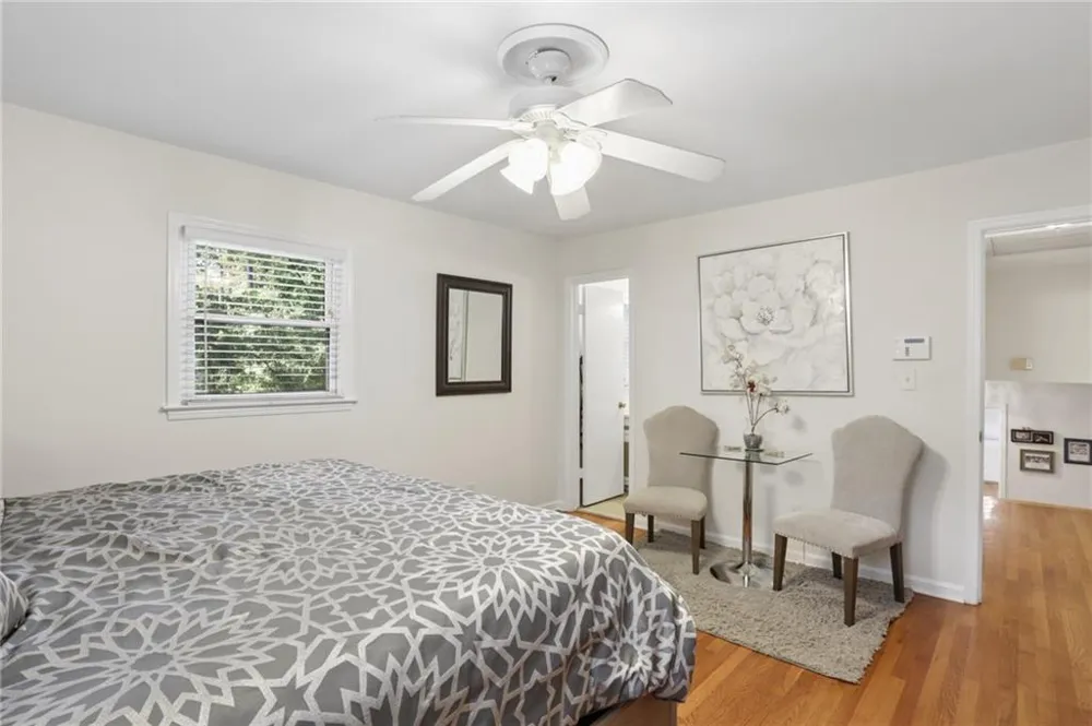 4357 Bishop Hollow Court Dunwoody, GA 30338