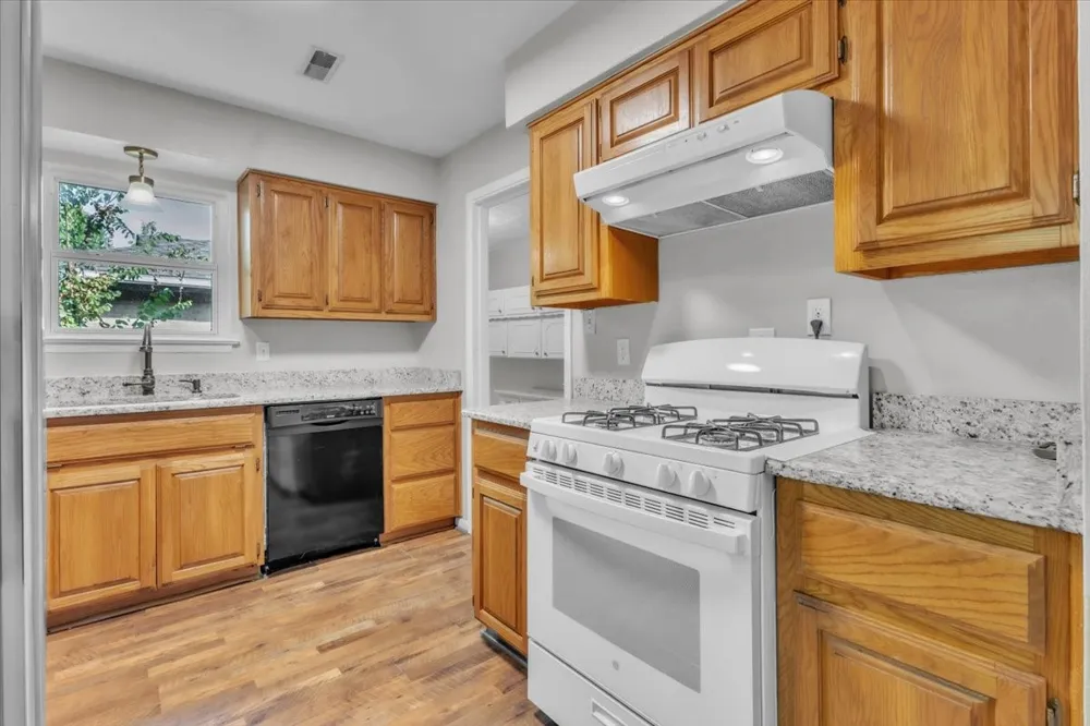 349 Rivercrest Drive Lewisville, TX 75067
