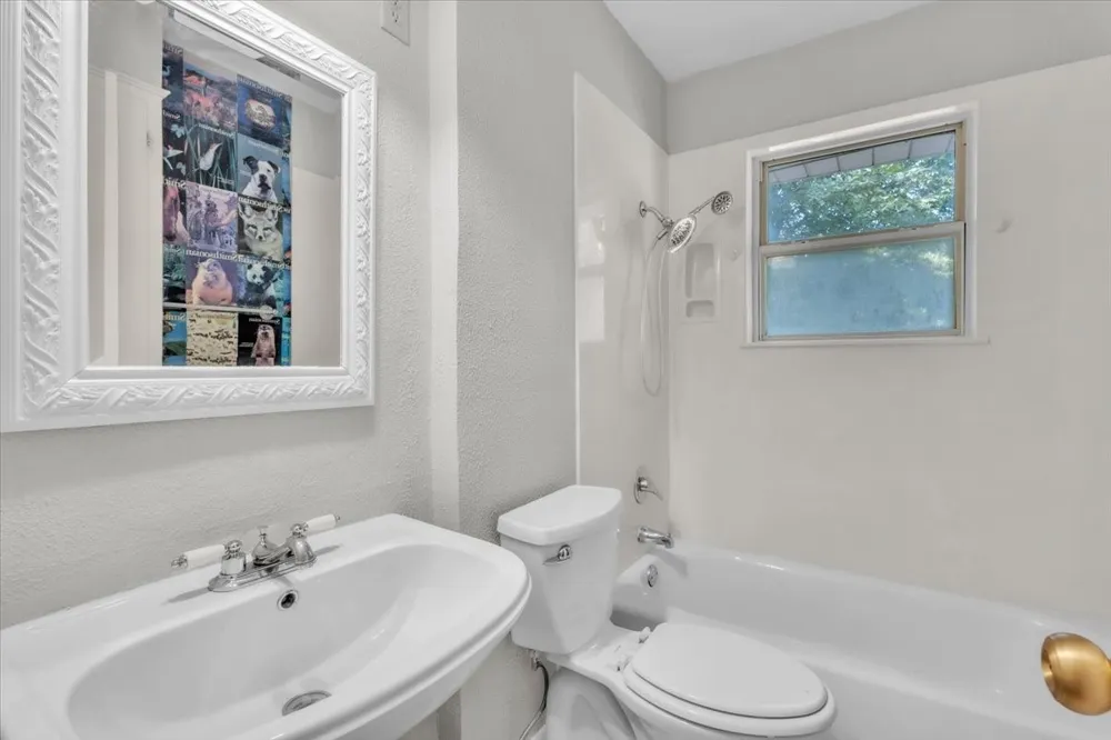 349 Rivercrest Drive Lewisville, TX 75067