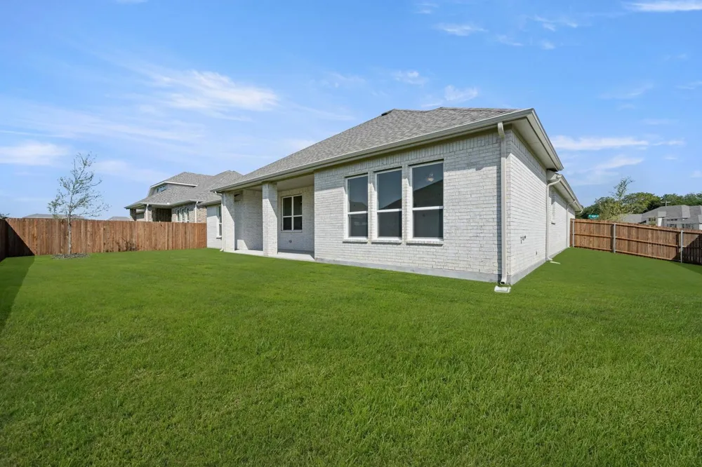 1411 Kendal Drive DeSoto, TX 75115