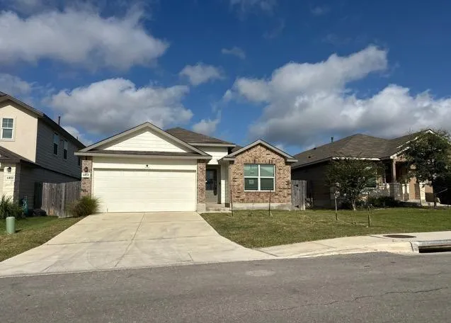 6851 Courante Waltz San Antonio, TX 78252