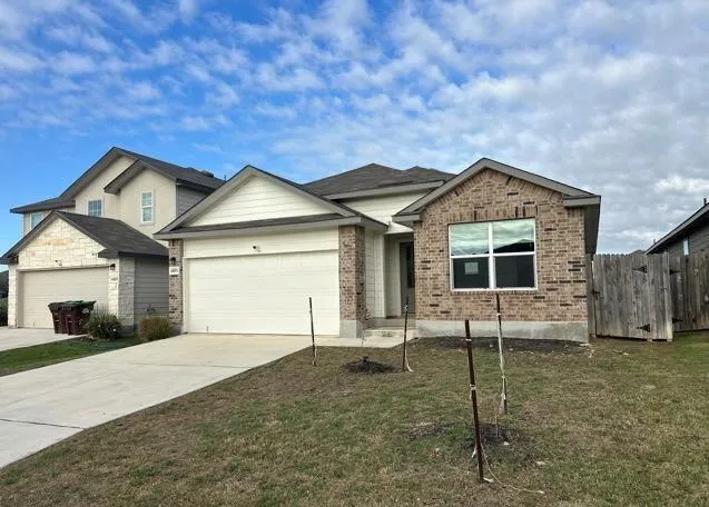 6851 Courante Waltz San Antonio, TX 78252