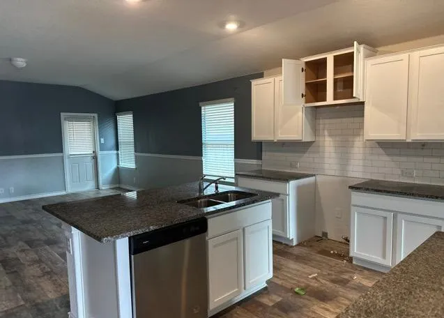 6851 Courante Waltz San Antonio, TX 78252