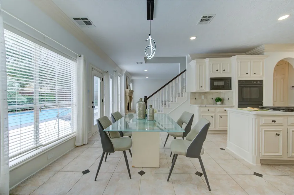 13607 Starlight Harbour Court Houston, TX 77077