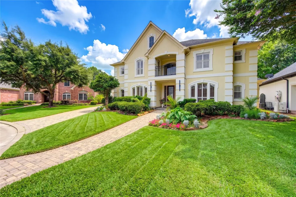 13607 Starlight Harbour Court Houston, TX 77077