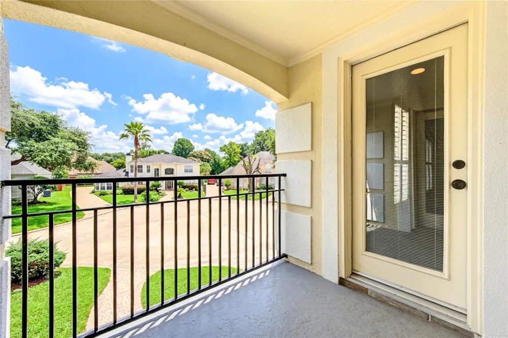 13607 Starlight Harbour Court Houston, TX 77077