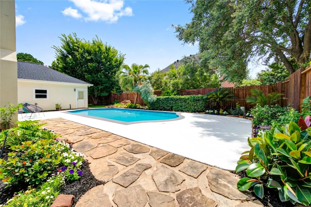 13607 Starlight Harbour Court Houston, TX 77077