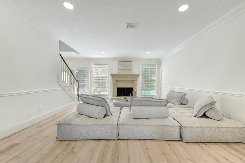 13607 Starlight Harbour Court Houston, TX 77077
