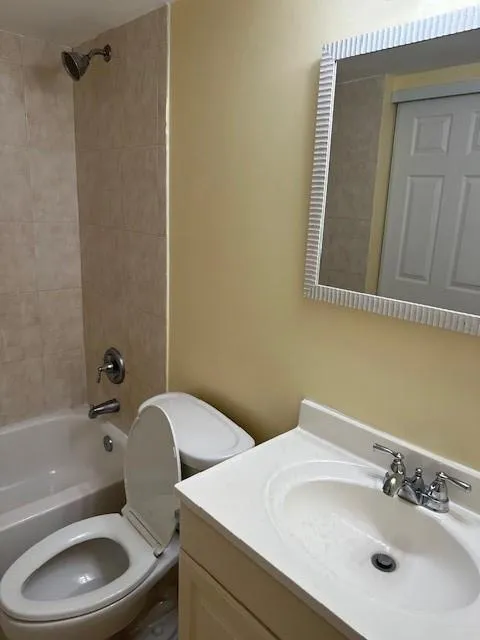 7013 NW 63RD COURT Tamarac, FL 33321