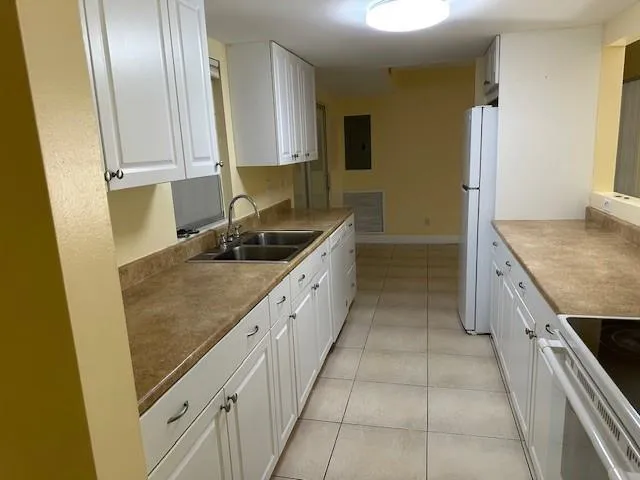 7013 NW 63RD COURT Tamarac, FL 33321