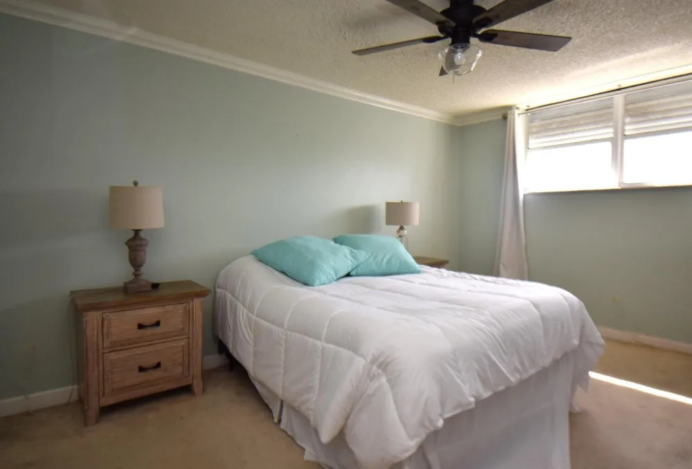 109 PARADISE HARBOUR BOULEVARD #414 North Palm Beach, FL 33408