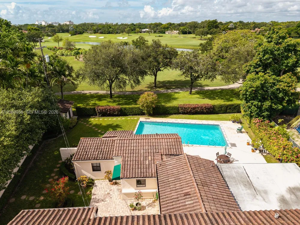 4128 Pinta Ct Coral Gables, FL 33146