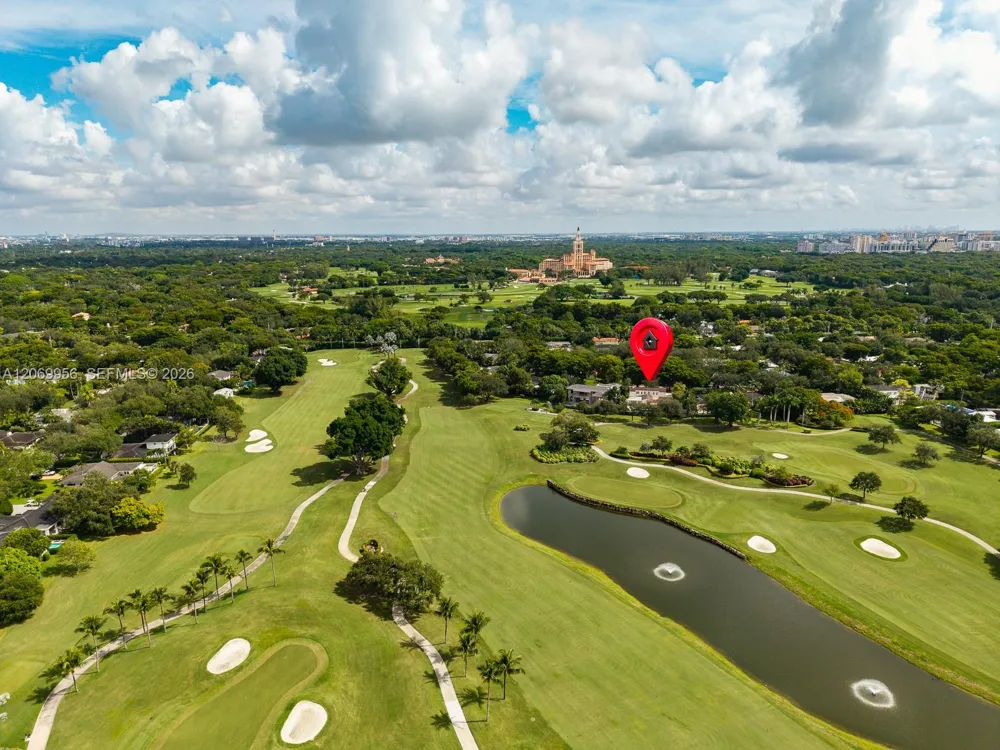 4128 Pinta Ct Coral Gables, FL 33146